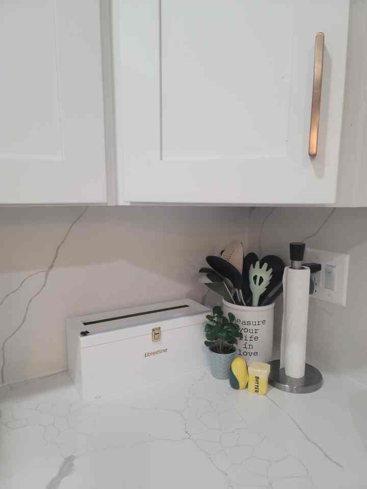 #kitchen #utensil #plasticwrapholder #turkeyhillmaplesyrup #bella #toaster 