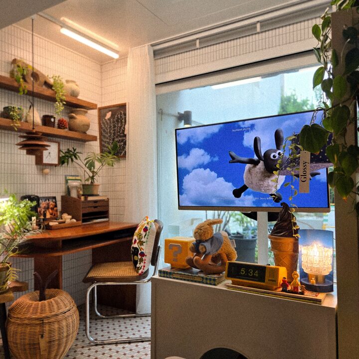 short form carousel card thumbnail