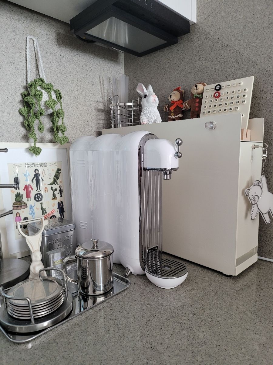 Slim Sliding Metal Storage Cabinet user photo