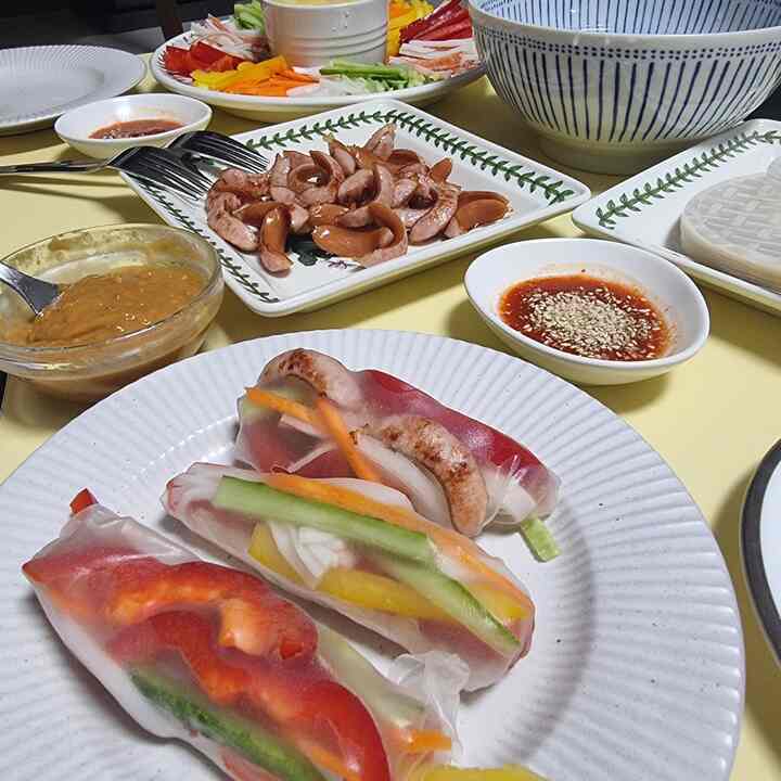 冷蔵庫に買った野菜が多すぎて
月南サムで解決しました^^ #월남쌈 #맞팔해요