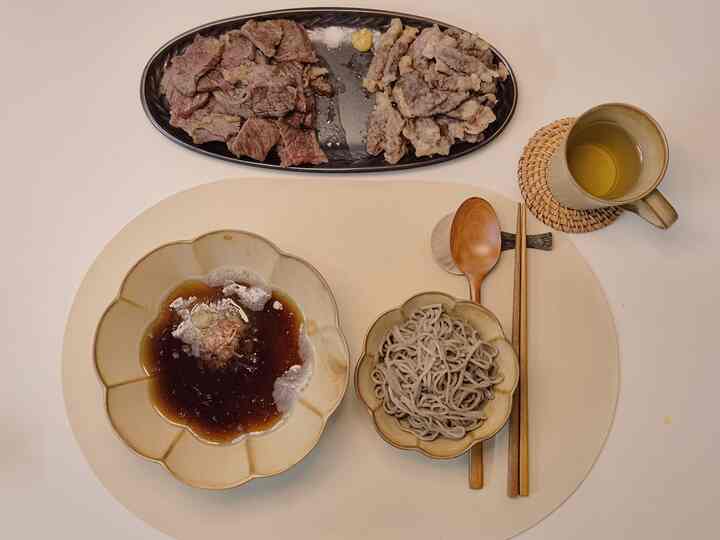 Tagged posts featuring Petal Edge Ceramic Bowl 2