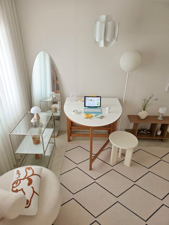 short form carousel card thumbnail