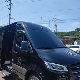 #여행기록 
#투어차량
승차감 좋은🚙 차타구 집안 가족여행
다모이니 거의 이민수준😂
나머진 🚘각자차량으로~
전북으로으로 고고싱
#투어 #투어차량 #한옥 #한옥숙소 #전라북도 #선팔 #맞팔 #챌린지 #가족여행 #가족과함께 #여행기록 #여행 #여행사진 #가족과함께 

