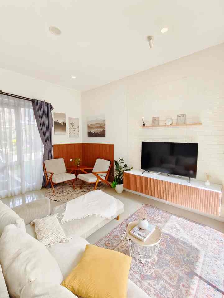 Setuju gak sih kalau fabric element itu ngasih 'nyawa' ke dalam ruangan? Pemilihan rugs, blanket & cushion yang earthy juga bikin suasana ruangan menjadi lebih hangat dan estetik. Bikin ruangan punya karakter tersendiri! 💡

#KarpetMainara #BlanketIkea #CushionCover #KarpetEstetik #RekomendasiFabric #FabricStyle #SentuhanTekstil