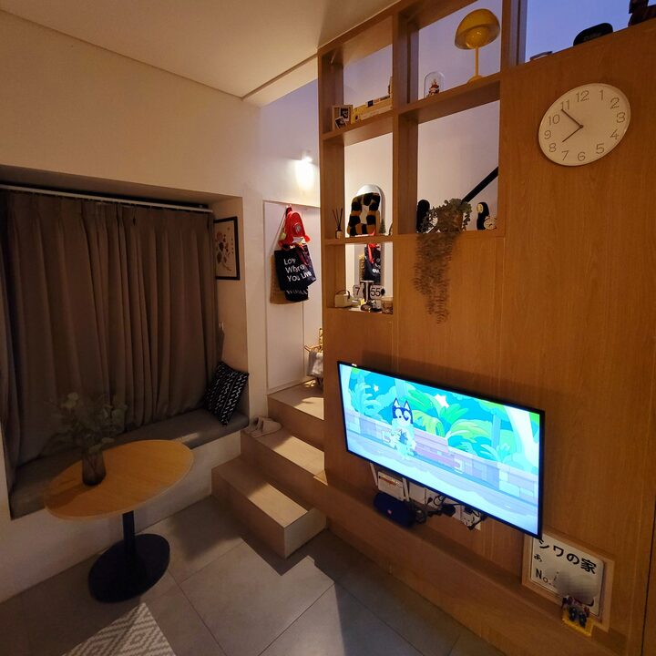 short form carousel card thumbnail