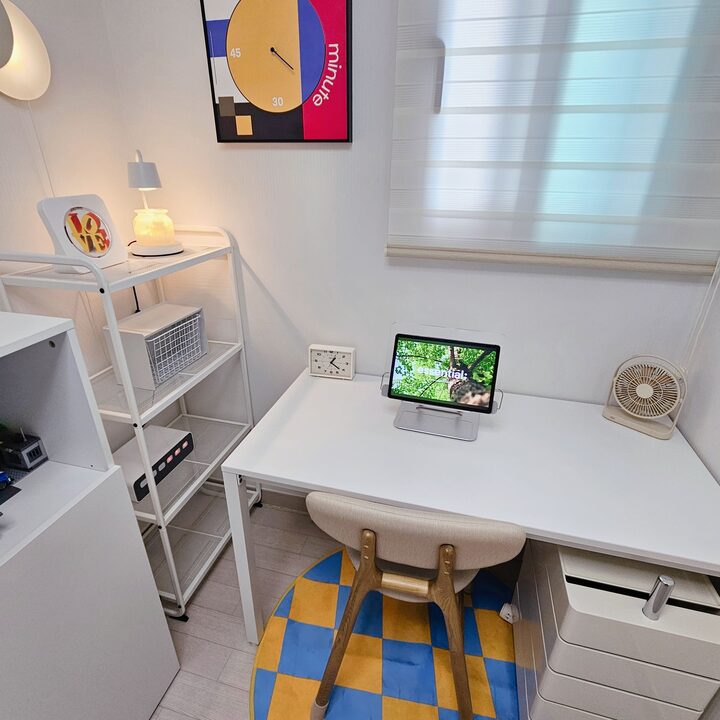 short form carousel card thumbnail