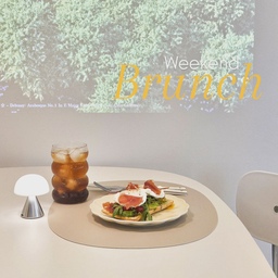 주말엔 무조건 브런치! 🥑🍳✨
오늘 메뉴는 아보카도 수란 오픈 샌드위치랍니다🫶
해외 살던 시절부터 주말마다 꼭 챙겨먹던 저만의 소울푸드예요
한국에선 재료값이 좀 사악하지만… 그래도 주말엔 꼭 만들어 먹게 되는 묘한 이끌림인 것 같아요🥖
혹시 여러분들도 브런치 좋아하시나요? 
#브런치 #브런치메뉴 #브런치타임 #브런치만들기 #브런치그램 #brunch #brunchtime #brunching #brunchlife