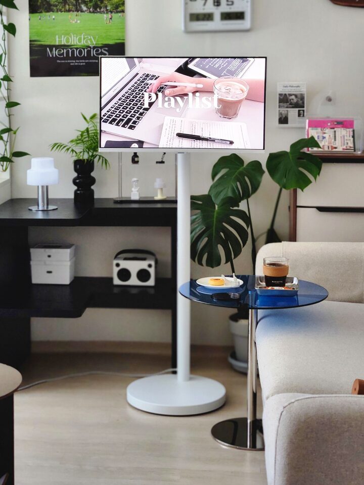 short form carousel card thumbnail