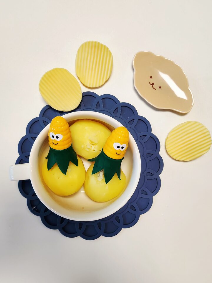 short form carousel card thumbnail