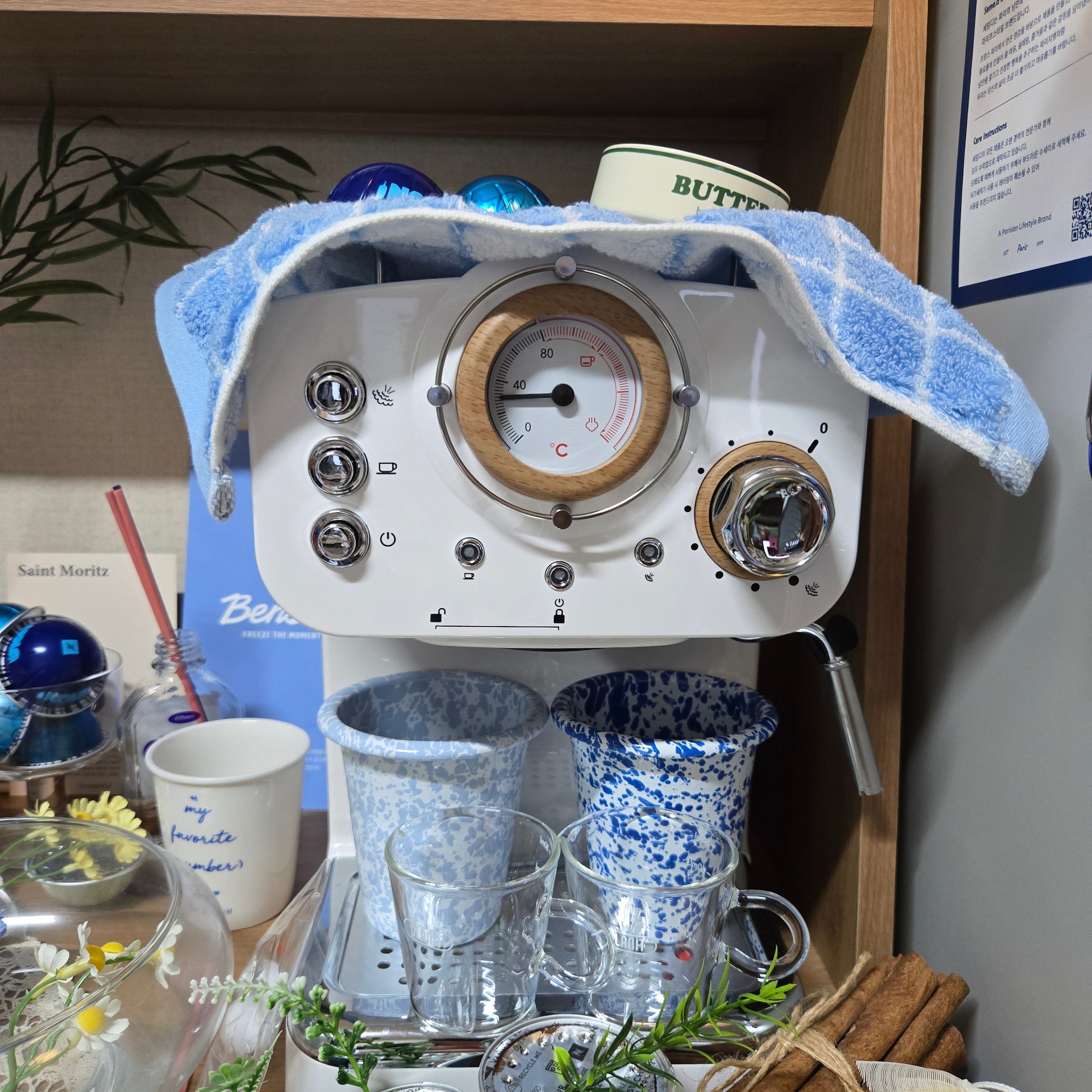 Daze Fresh Pastel Hand Towel Set of 2 user photo