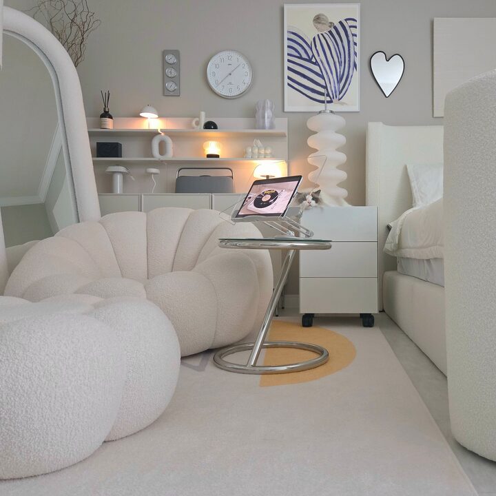 short form carousel card thumbnail