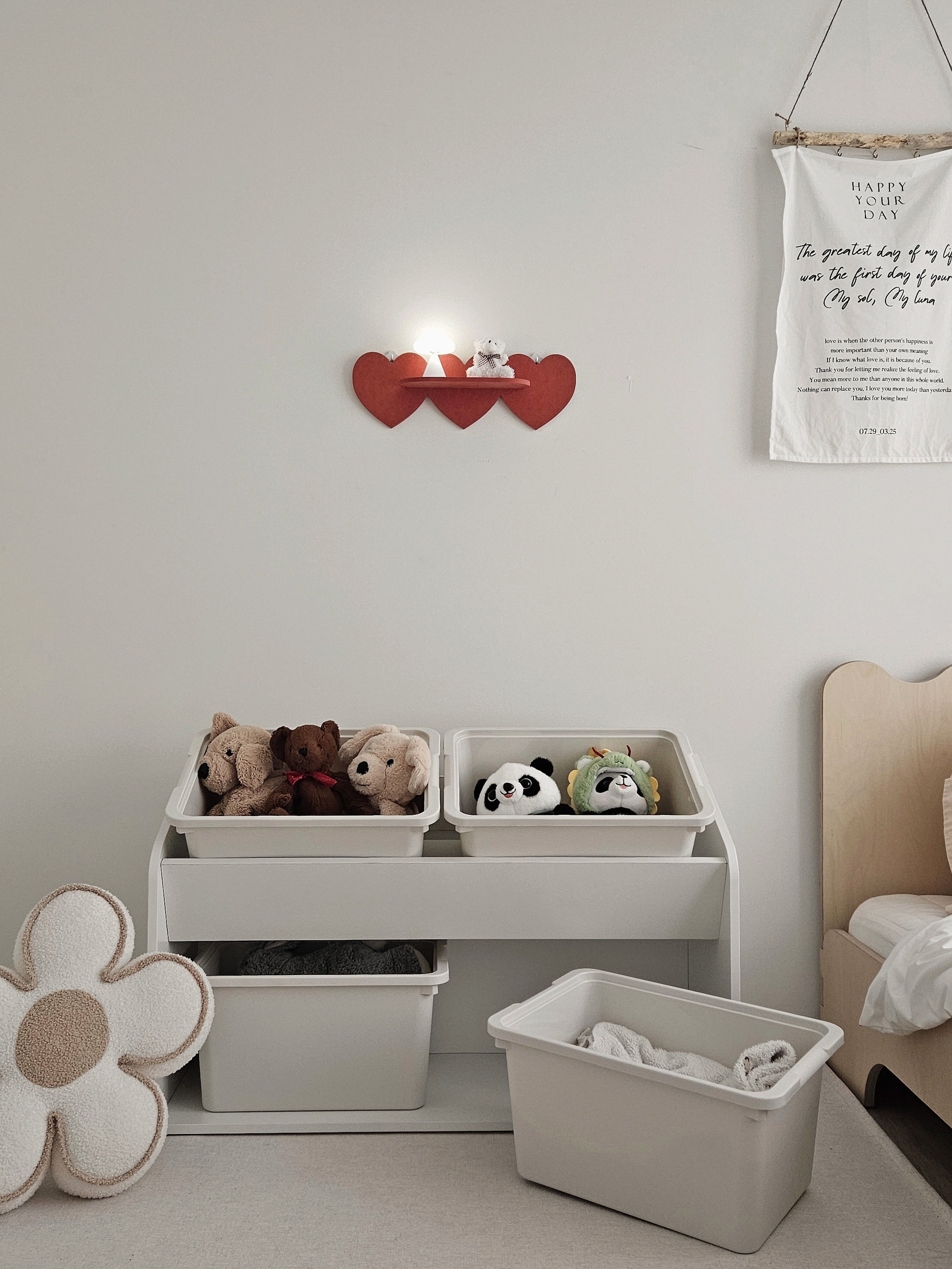 Triple Heart Wall Shelf user photo