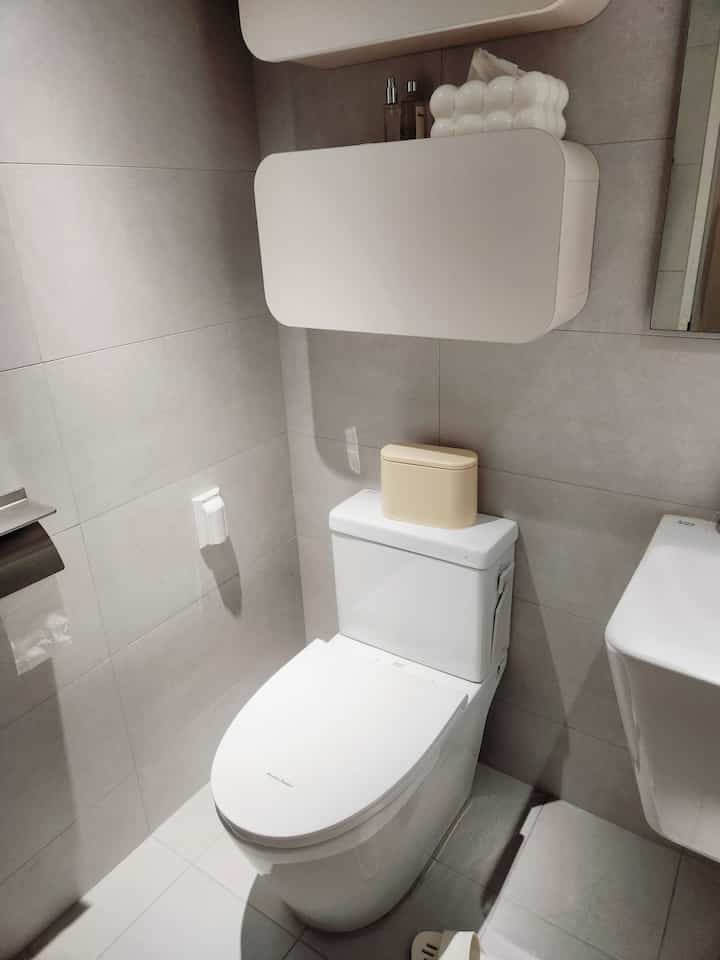 トイレットペーパーホルダー［2色］を使ったコーディネート 3