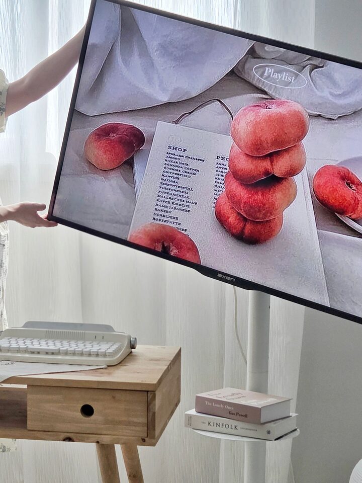 short form carousel card thumbnail