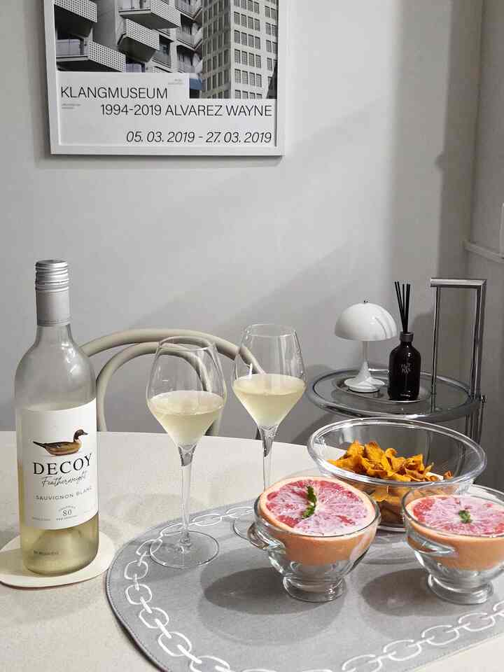   #homebar #홈바인테리어  #코넬리홈bar  #화이트와인🥂
