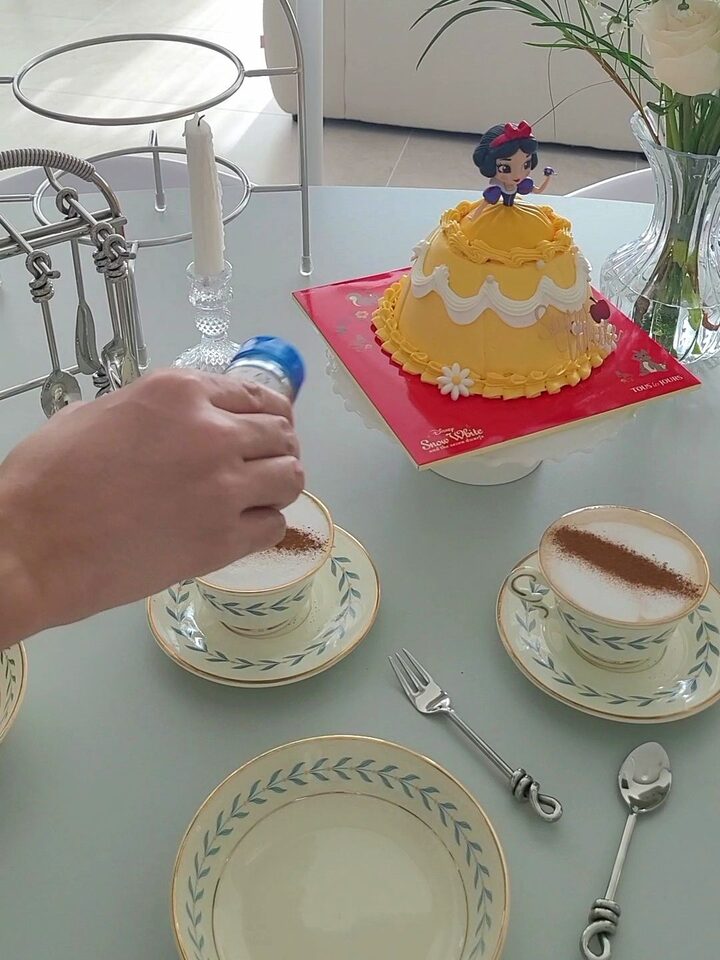 short form carousel card thumbnail