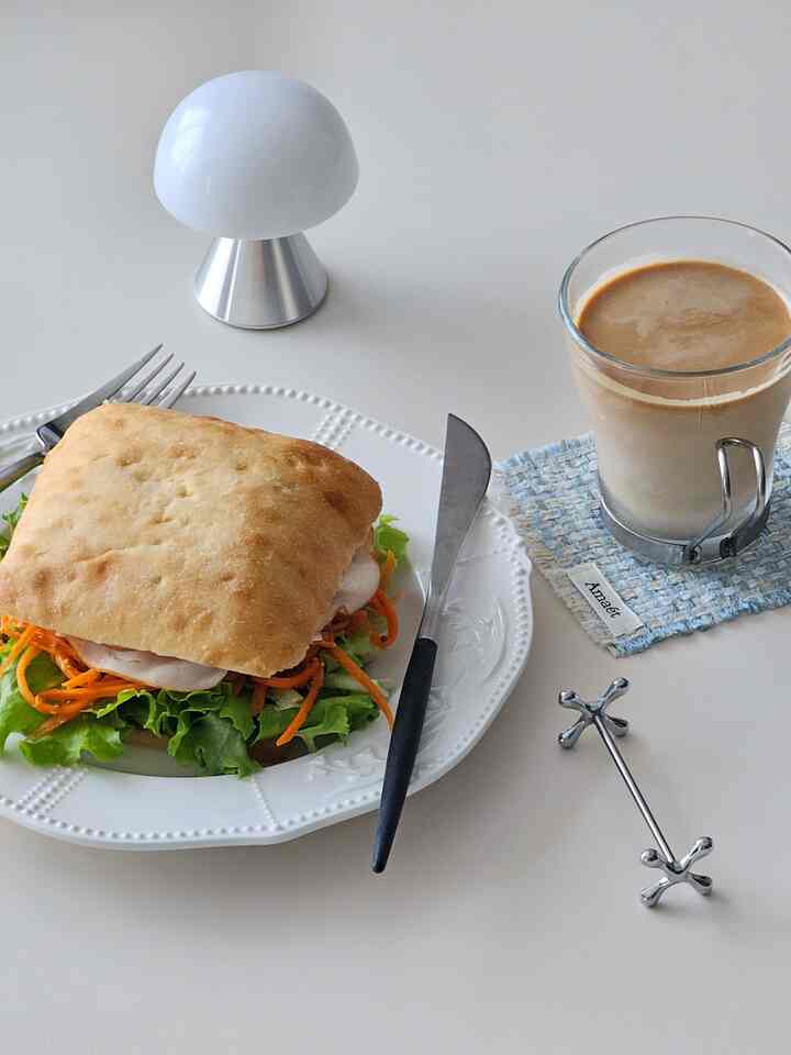 #오홈스토랑 4
#CornSoupRecord

Scholar's Favorite: Carrot Lape Sandwich! I love this healthy dish, where you can eat a whole carrot in one sitting. 👏👏👏
Since it's quick and easy to make, even without using a stovetop, just by chopping carrots,
I find myself eating it often in the summer. 🥕👍

Still, I'll have to try something a little different next time. 🤔

#Lunch #점심메뉴 #당근라페 #당근라페샌드위치 #당근요리 #플레이팅 #접시 #접시추천 #커트러리 #큐티폴 #커트러리추천 #홈카페 #홈카페컵 #컵추천 #쇠테리어 #티코스터 #코스터추천 #렉슨 #렉슨미나 #수저받침 #소통 #소통해요 #맞팔 #맞팔환영


