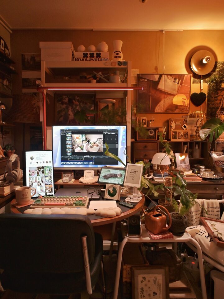 short form carousel card thumbnail