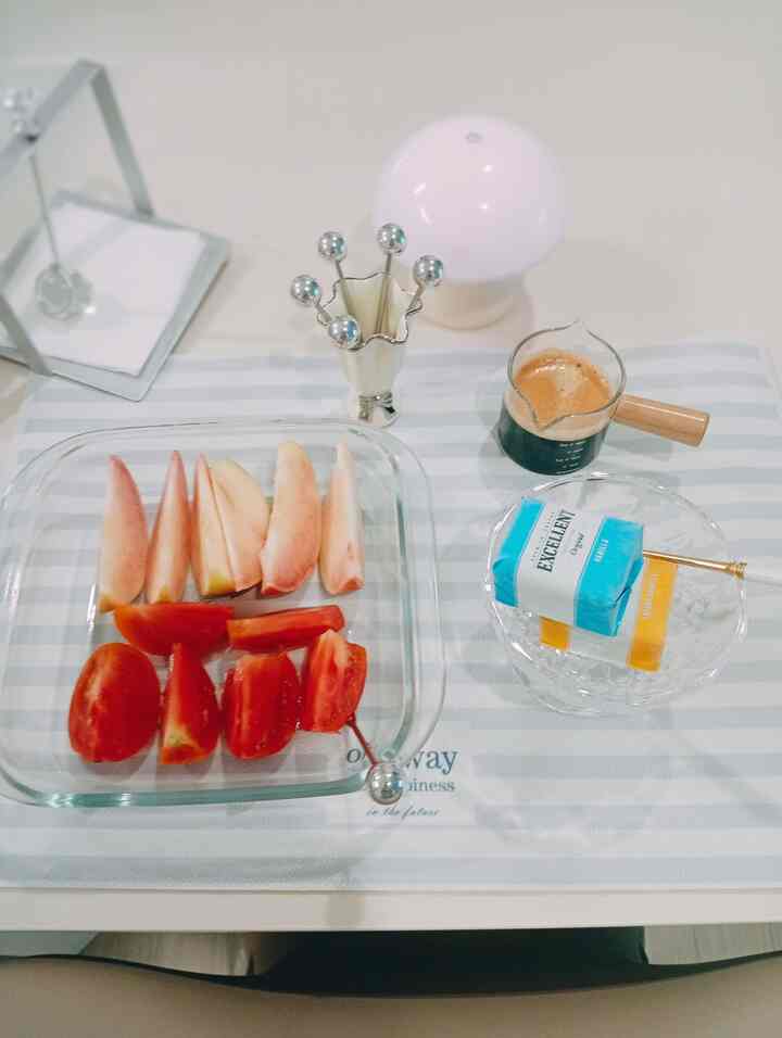 #サリムサル #コンスープ記録 

家の小さなカップにエスプレッソを降りて 
だから飲んだのですが…膣を流して…不便だったんですよ…
だから、鼻のあるエスプレッソショットカップを購入しました。

正直に一つだけあっても十分なのに…。
購入しています....初めて購入したときに2つ購入して....ハック...
あなたが受け取る前に購入したのを忘れて…
3つが出荷される事態が....🤣🤣🤣

どうせこうなったんだ…知人たちに会えば分かち合わなければならないよ

#ホームカフェ
