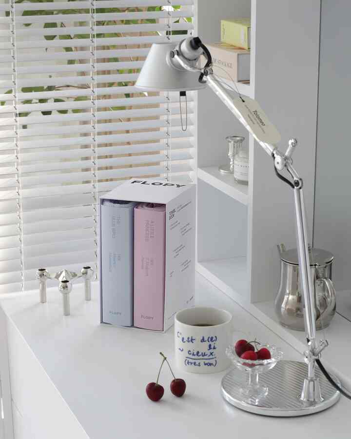 #콘수프기록집 #맞팔

パステルカラーは銀銀です。 
とてもきれいでパッケージが本物です
本カバーのような感性たっぷり、、🫧💙

洗ってタオルを使うたびに
きれいなカラー感で気持ちがいいです。

天気が秋になって
ポソンポソング気分の良い日です。

#flopy #플로피 #타월북 #플로피수건 #집스타그램 #집꾸미기 #소품인테리어 #인테리어오브제 #화장대꾸미기 #홈스타일링