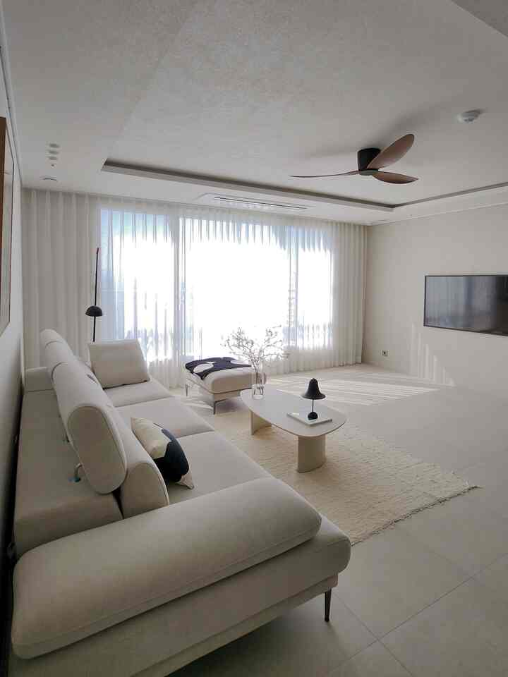  #집꾸미기 #우리집인테리어 #우리집자랑   #35평아파트  #화이트인테리어 #모던인테리어   #그레이무드 #그레이인테리어

