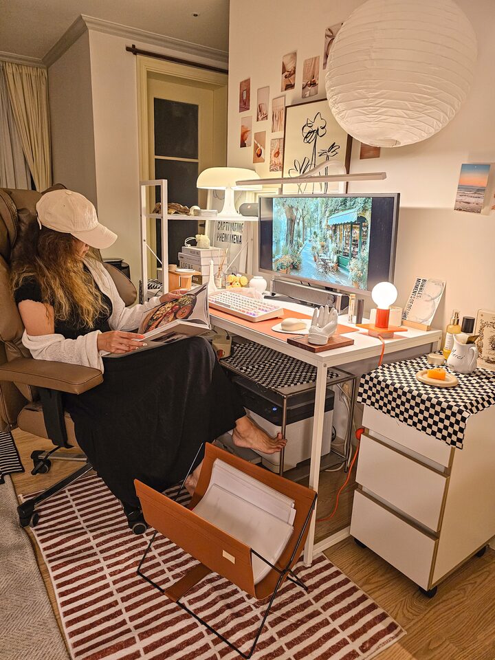 short form carousel card thumbnail