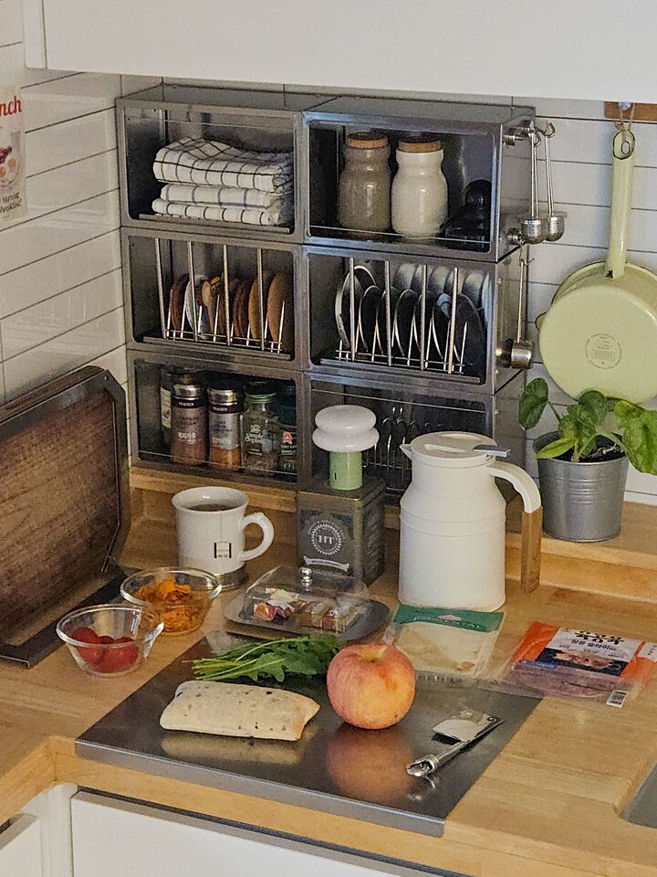 short form carousel card thumbnail