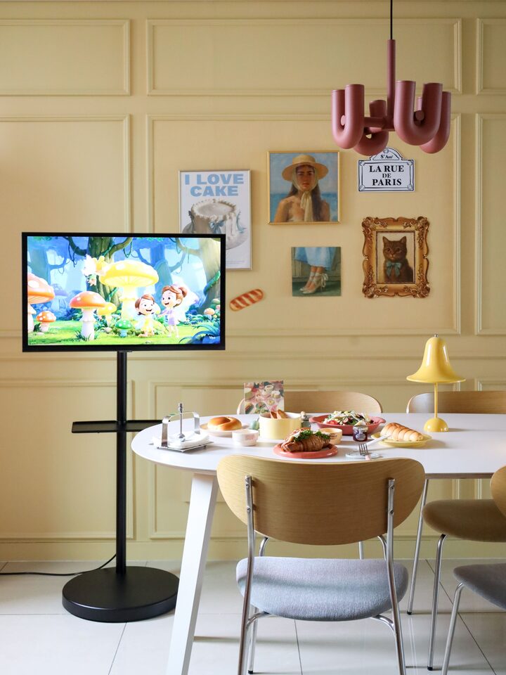 short form carousel card thumbnail