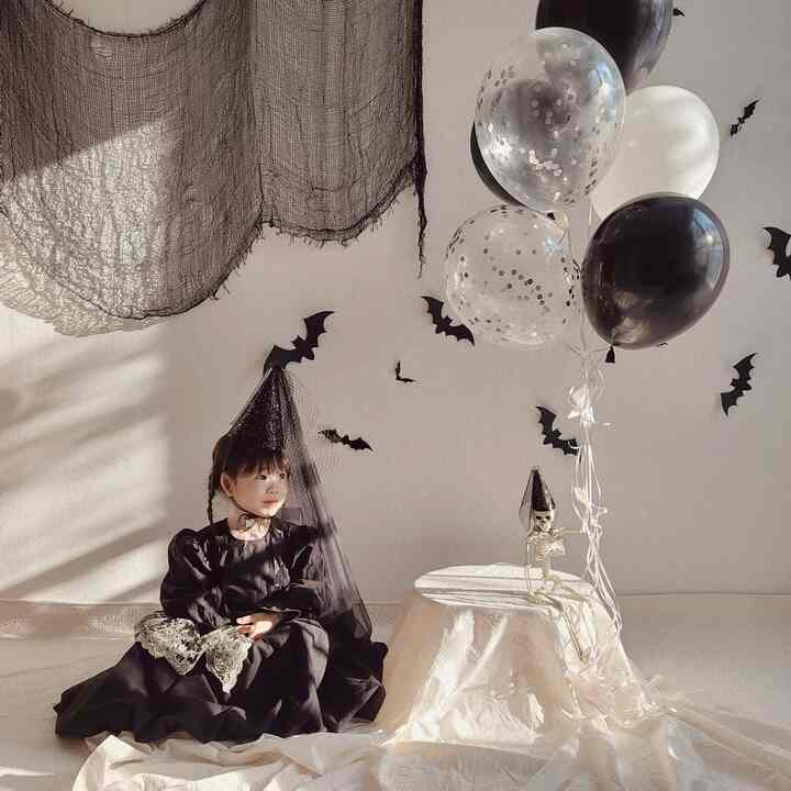 #コンスープ記録集 #ハロウィン

最後のハロウィーンの写真🖤

少しシンプルに飾られたハロウィンです。
ガンガンはジェルが好きだったｗｗｗｗｗｗｗ
今ハロウィンの写真はきれい！



＃ハロウィン小道具＃ハロウィンデコ＃ハロウィンインテリア＃ハロウィンパーティー＃ハロウィン装飾＃ハロウィンホームパーティー＃ハロウィンデー 