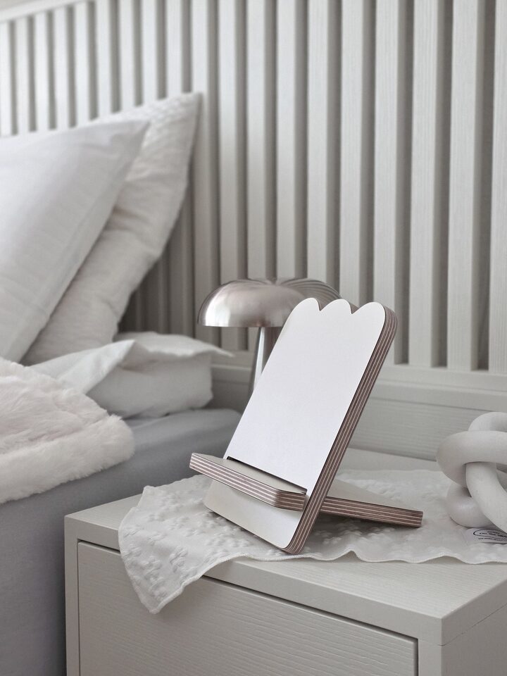 short form carousel card thumbnail