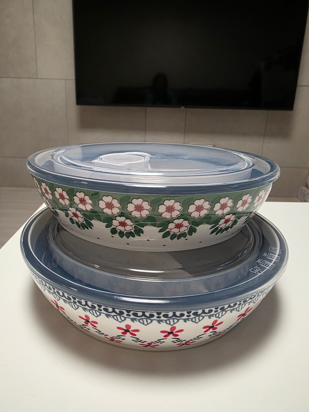 Floral 3-Compartment Food Storage Bowl Set with Lids (Set of 2) user photo