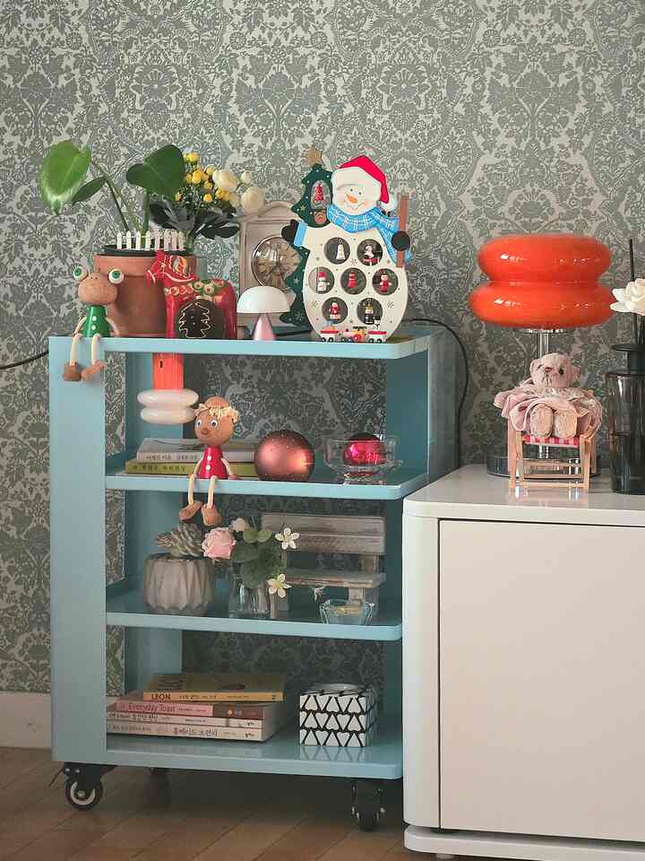 #콘수프기록집 
#PrettyItemsAreTheBest 1
The mini ones in the Santa installment are so cute and pretty😊😍
Mini Christmas decoration zone~~

#PrettyHouseholdItems #예쁜소품 #예쁜템 #살림템 #인테리어소품 #오브제 #크리스마스 #크리스마스소품 #크리스마스오너먼트 #크리스마스장식

