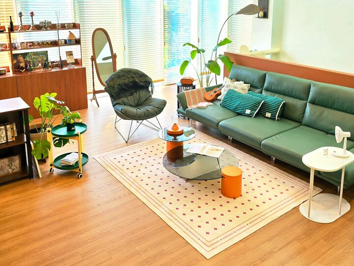 short form carousel card thumbnail