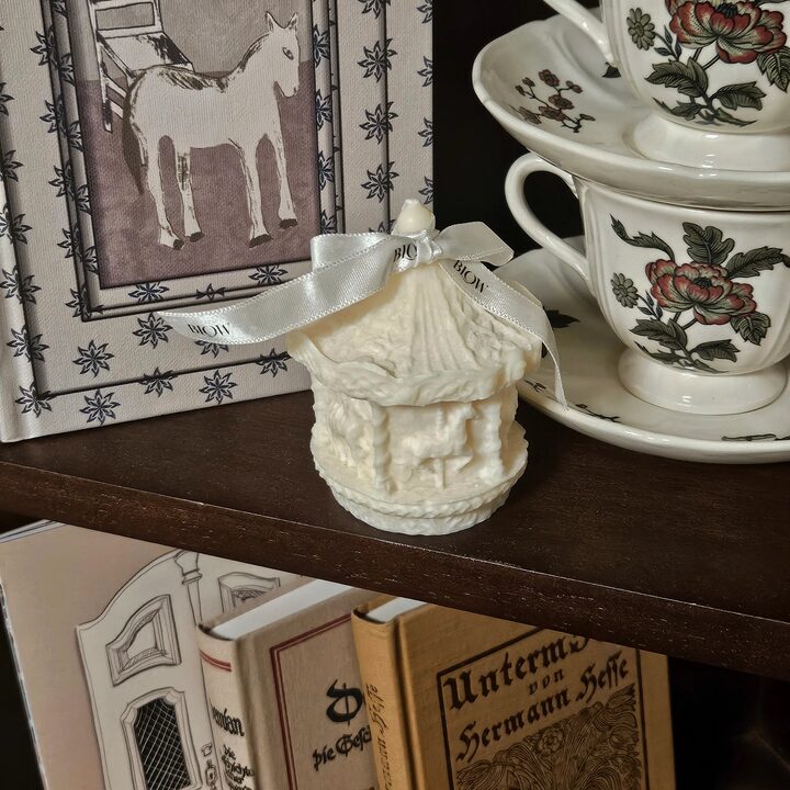 short form carousel card thumbnail