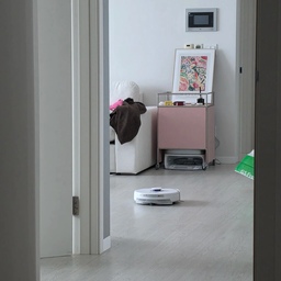 #오늘의우리집 #콘수프기록집 
열일하는 이모님!
주말마다 열일해주셔서 너무 편해요 ㅎㅎ
#로봇청소기 #로청이모님 #나르왈 #로봇청소기장 #일상 #맞팔 