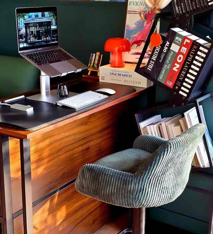 #우리집포토존 A space for working, drinking tea, and even taking photos.
That's why my living room book cafe is always a photo zone. One side of the living room is designed like a book cafe, serving as both a workspace and a relaxation space.
The natural light and color combination make for excellent product photos.
This space is both practical and atmospheric.

The model books, objects, and fabrics blend seamlessly,
making it a perfect backdrop for living product photos without the need for separate props.

#LivingRoomBookCafe #홈카페공간 #작업공간 #홈오피스인테리어 #북카페인테리어 #오늘의집 #공간기록 #리빙스타일
#HomeStyling #감성인테리어 #일상공간 #티타임공간
#ProductPhotoShootingSpace #북카페 #포토존인테리어 #포토존소품