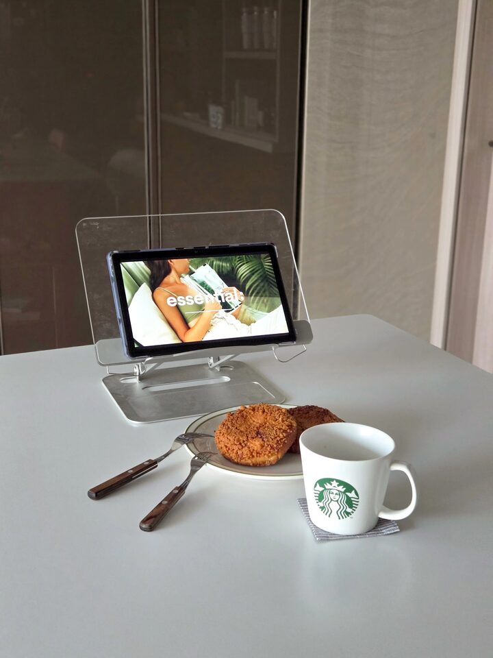 short form carousel card thumbnail