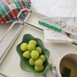 우리집 첫 모듈 선반
위에 선반들이 각각 따로 분리가 되어서 
이렇게 저렇게 다양한 스타일로 놓을 수 있지요😊
#모듈가구이렇게써요 #맞팔해요 #JVR무올선반 #JVR #모듈선반