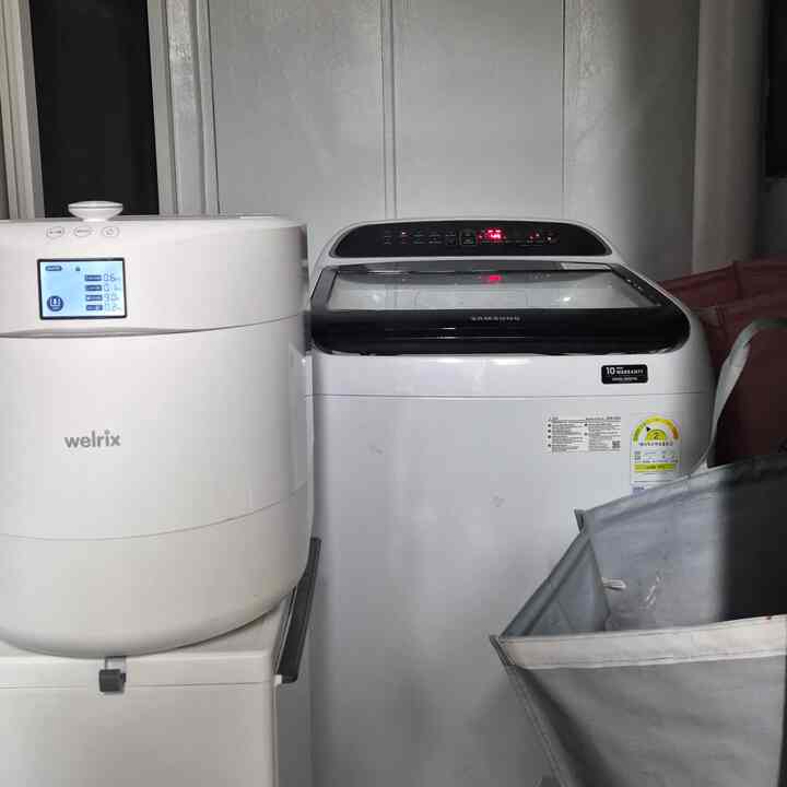 #最近新婚インテリア

最近、新婚旅行には選択ではなく必須という＃食品処理
室内にもたくさん入れて使っていましたが…

＃ベランダのインテリア＃現実的なインテリア 