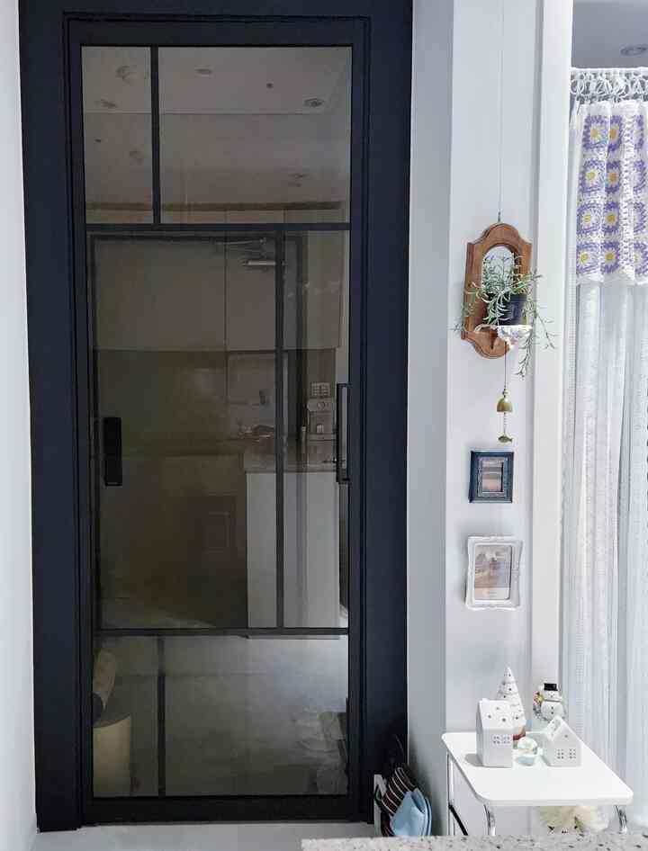 ＃玄関のすべて
中文空間を利用して額縁や小物で赤ちゃんに
飾ってみました〜愛情のある空間でもあります〜ㅎ








＃玄関中門＃玄関インテリア＃玄関のすべて 
＃空間活用＃玄関照明＃中文スタイル＃今日の記録チャレンジ 
＃エントランスインテリア＃ニッチスペースリサイクル＃ニッチリサイクル＃今日の私たちの家 