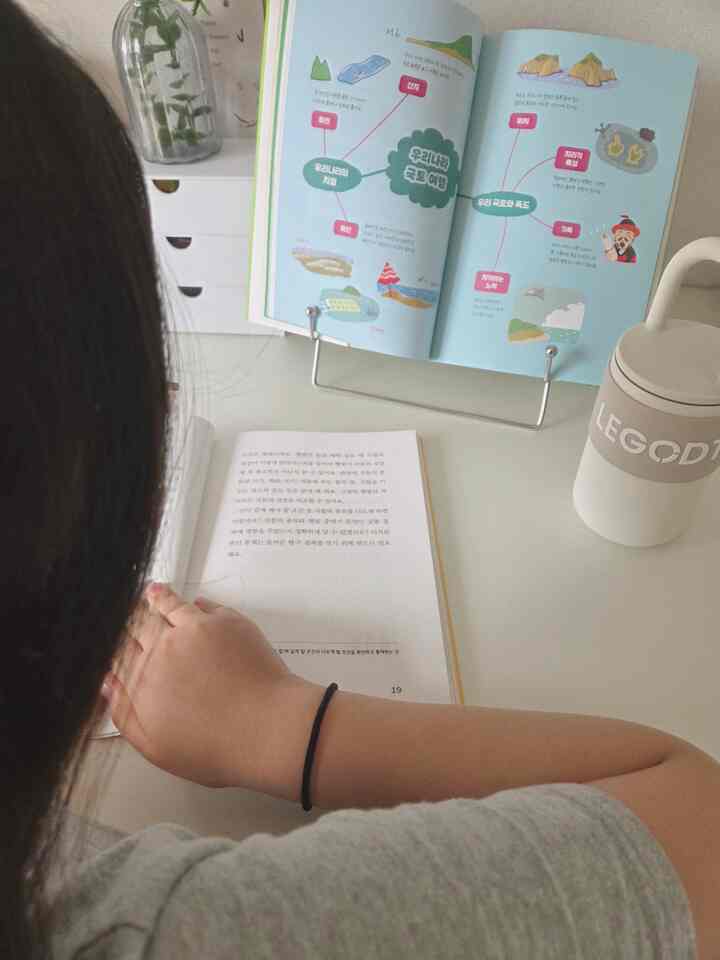 #콘수프기록집 #오늘의우리집  #의자 #아이방꾸미기 #아이방수납 #책상꾸미기 #맞팔