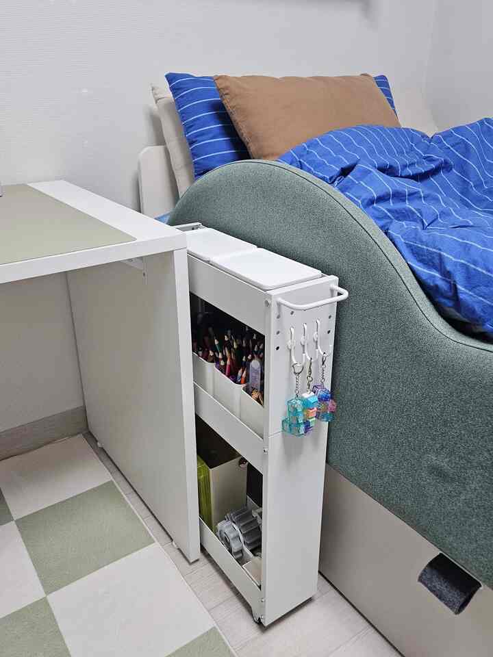 見るたびに痩せて！

限定的な空間にぴったりの製品を探す喜びとは..🫢

＃愛着サリムテム＃サリムの達人＃収納の達人＃子供部屋の整理
＃ニッチトロリー＃ニッチ収納＃子供の机＃小さな部屋を飾る 
＃小学生部屋＃男子部屋＃スリム収納＃小学生机
＃空間別サリムテム＃ホームビー＃サリム救援テム