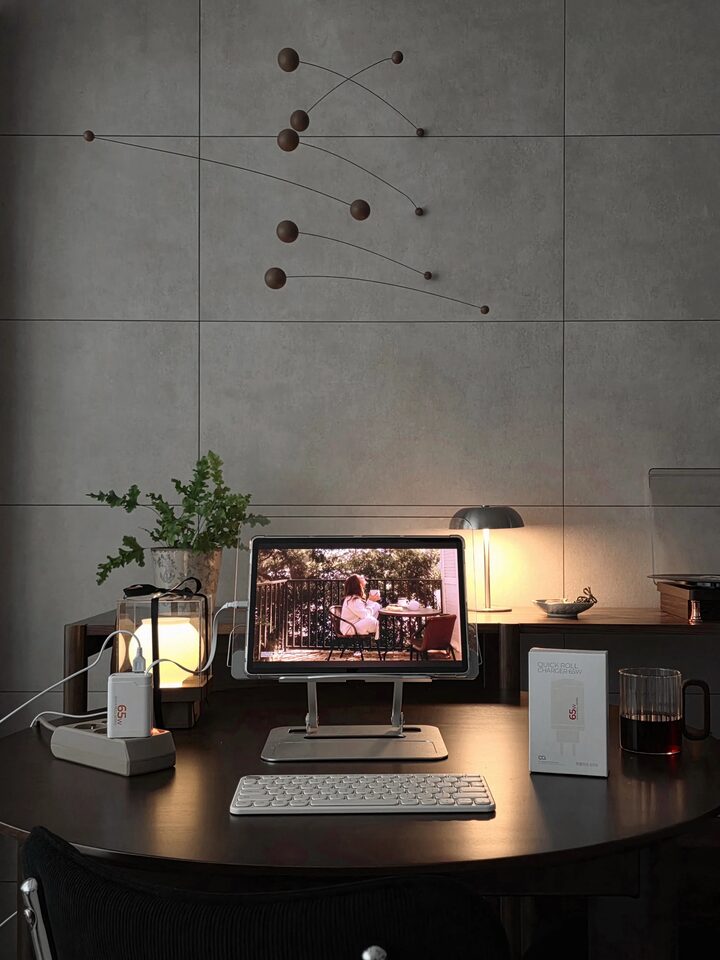 short form carousel card thumbnail