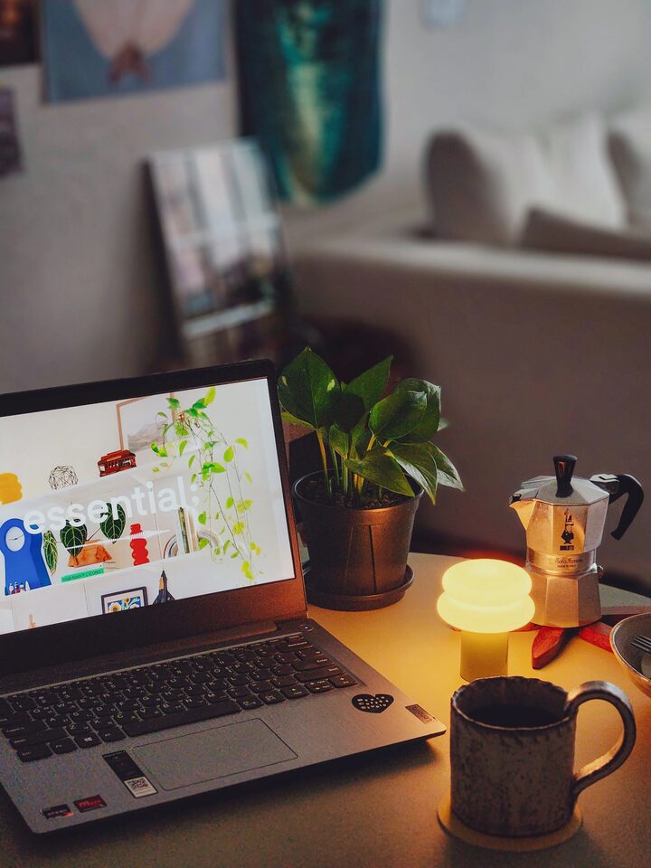 short form carousel card thumbnail