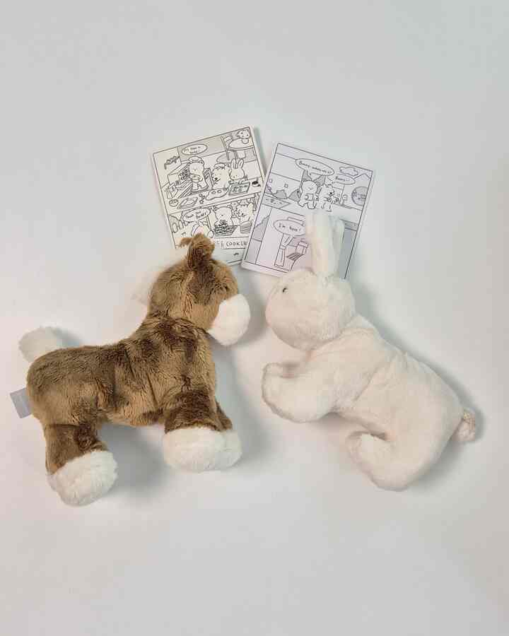 かわいい馬、ウサギの人形がデコに来ました。

マランハディデイカレンダーにマルティエディションが出たが、
馬の絵があるハンカチ、マグネットもあって追加で購入しましたㅎㅅㅎ

可愛い ,, ⍥



＃可愛いテム最高です³＃コンスープレコード集＃新婚夫婦＃マルティ＃ハンカチ＃馬人形＃ウサギ人形＃マグネット