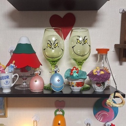#오늘의가든 #콘수프기록집 #예쁜템최고야  #틴케이스 #낸시인형 #반지 #미니촛불 #감성엽서 #감성인테리어 #벽선반대 #후에키소품 #앵그리잔 #빈티지소품 #백설공주 #어린왕자 #후추양념통 #당근모양전화기 #벽꾸미기 #소품맛집 #소품이모저모 #팔로우 #맞팔해요 #함께소통해요 #늦어도답방갈께요 #오월의첫날 #오월도홧팅해요 #오늘의집소품