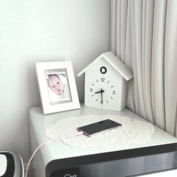 #콘수프기록집 #오늘의우리집 
큰 변화없는 우리집인데
새로운 것이 들어왔습니다.
루셀의 화이트 금고! 디프로매트와 많이 고민했는데
곡선의 모서리가 더욱 맘에 끌려 루셀을 선택했어요.
디프로매트가 올 화이트에 더 심플한 느낌이지만
아주 번잡스러운 우리 아이와 남편을 생각하면...
언젠가는 모서리때문에 큰 사고가 날 것 같아서요 ㅠ
금고가 생기면 재물이 들어온다는데
제발제발 부자가 되게 해주세요 ㅎㅎㅎ😍
#루셀 #금고 #금고추천 #화이트인테리어 #화이트금고 #아침풍경 #맞팔 #답방