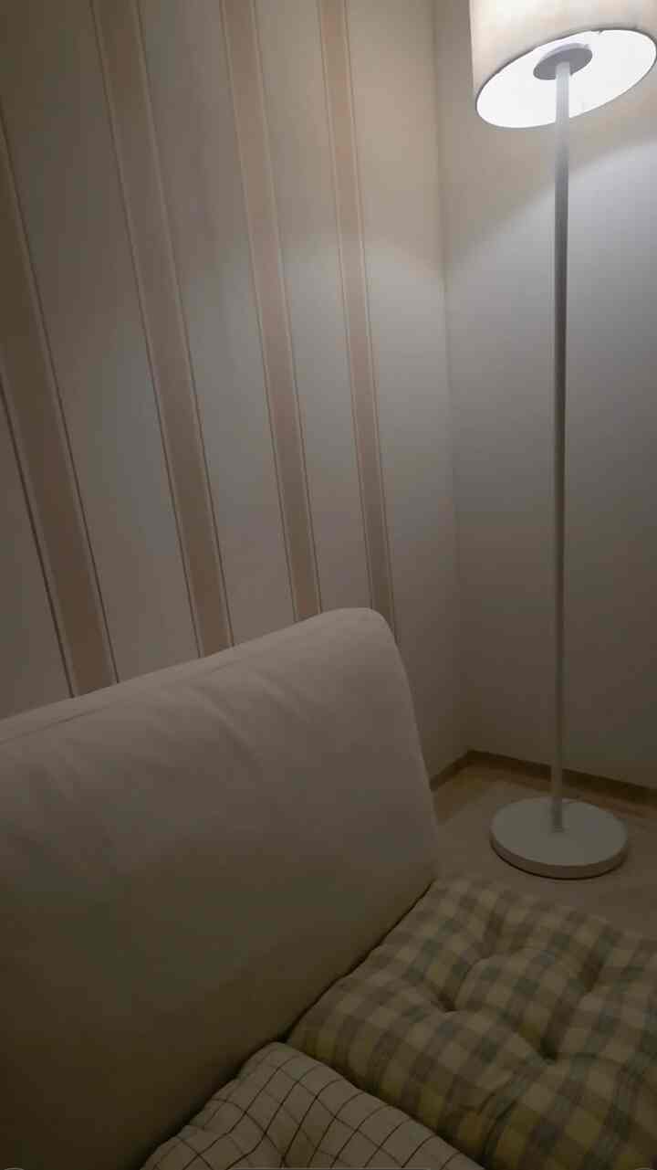 #나다운공간 #취향저격 
私の好みたっぷり入っている作業室です♡
ビデオを作業する時間が長いので
ここで時間をたくさん過ごしています。
できるだけ作業室にたくさん入りたいと思います。
作りたくて気になりました😂
私はまだ長いです。  #나만의포토존  

