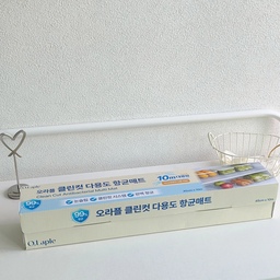 #콘수프기록집 #현명한소비 1
🏷 오라플 클린컷 다용도 항균매트
항균 테스트를 완료한 제품이라
위생적으로 사용할 수 있어서 더욱 마음에 들었어요 .ᐟ
논슬립 기능이 있어 쉽게 밀리지 않아
고정이 필요한 물건을 올려두기에도 좋고,
생활방수 기능까지 있어서 오염이 생겨도
가볍게 세척 후 재사용할 수 있어요.
무엇보다 내장된 커팅기에 맞춰
필요한 사이즈로 손쉽게 잘라 사용할 수 있어서
공간에 맞게 사용하기 편하더라고요
한 장으로 냉장고, 신발장, 서랍장까지
깔끔하게 정리할 수 있고,
위생 관리도 쉬워져서 만족스러운 정리템이에요 🤍
#오라플 #다용도매트 #향균매트 #정리템 #생활템 #주방템 #냉장고 #비스포크 #신발장정리 #냉장고정리 #계란트레이 #원도어냉장고 #냄비받침 #모도리 #인덕션 #타일인테리어 #주방인테리어 #신발장 #선팔 #맞팔 #답방 #소통