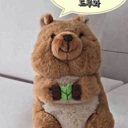 #예쁜살림템 #쮸스토랑 #쮸카페
쮸스토랑이 추천하는 예쁜 살림템은
홈카페 용품 두 가지!
1. 킨토 유니티 밀크 피처 180mL
2. 마메종 블루로즈 글라스 245mL
영상 열심히 만들었으니 캡션은 생략할게요
(주말 아침에도 영상 편집하느라 지치고 병든 나...)
#홈카페 #홈카페존 #홈카페족 #홈카페스타일링 #홈카페인테리어 #홈카페오브제 #테이블세팅 #온더테이블 #플레이팅 #플레이팅필살템 #플레이팅꿀팁 #홈메이드 #오브제 #오브제추천 #소품 #소품추천 #맞팔 #마메종 #킨토 #밀크피처 #유리컵 #유리잔

